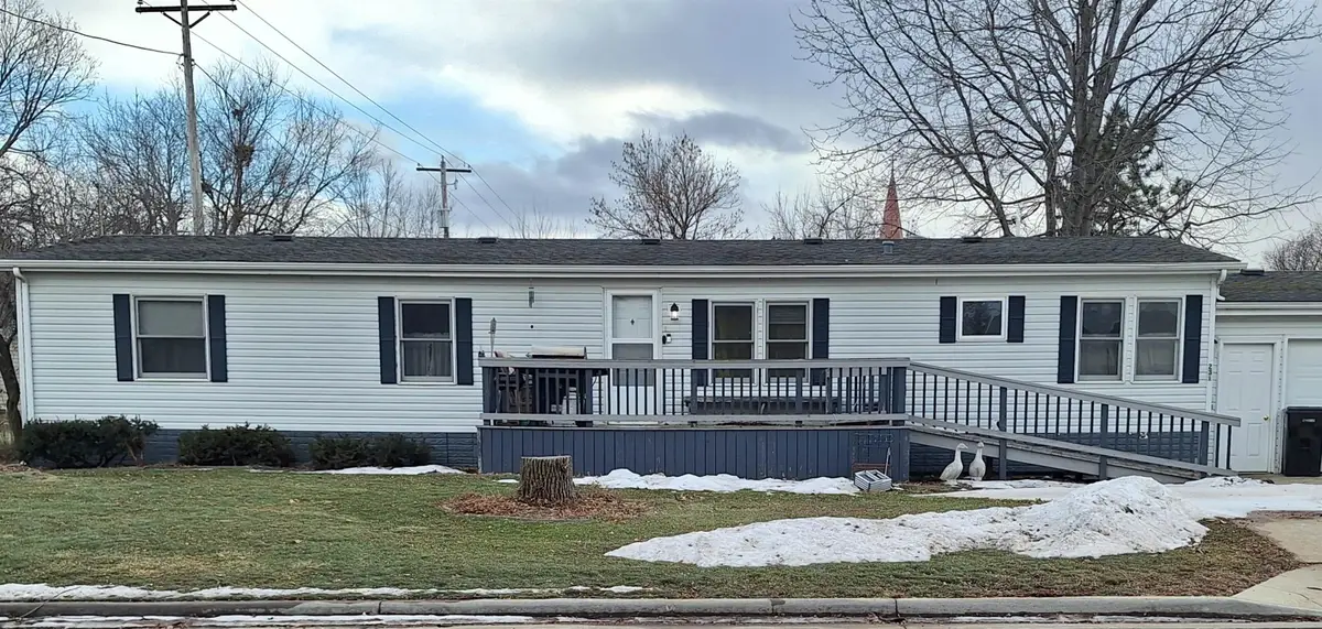 231 W Washington Ave, Salem, SD 57058 - #1