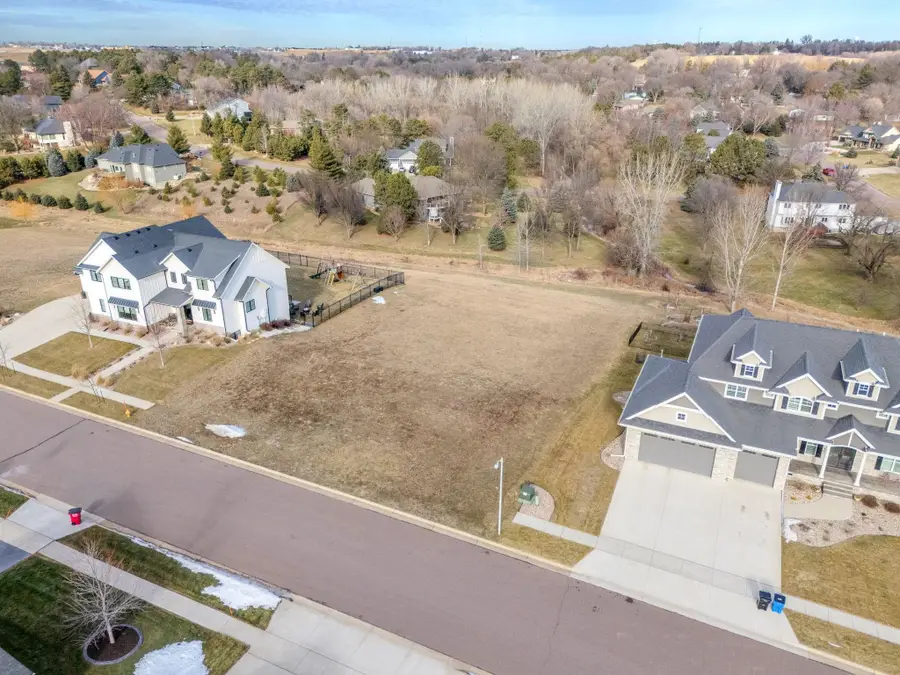 205 N Autumnwood Ct, Sioux Falls, SD 57110 - #3