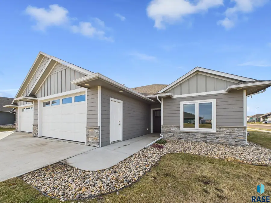 301 Granite Ave, Tea, SD 57064 - #3