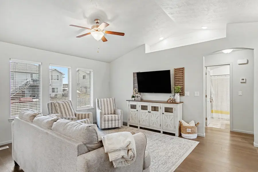 3812 S Attalia Ct, Sioux Falls, SD 57110 - #2