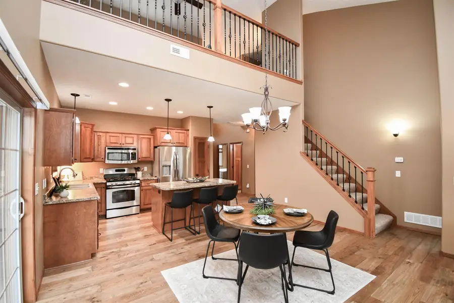 2512 E Winston Cir, Sioux Falls, SD 57108 - #3