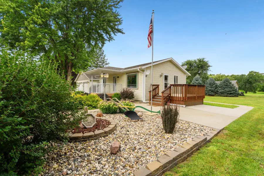 102 E 1st St, Mission Hill, SD 57046 - #3