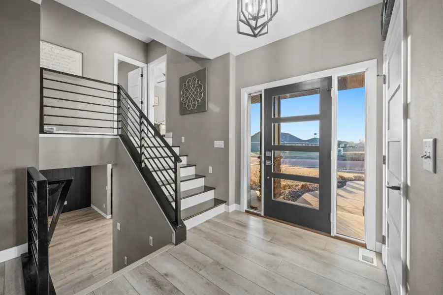 410 S 6th St, Baltic, SD 57003 - #3