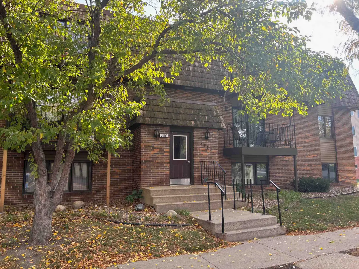 3712 S Terry Ave #103, Sioux Falls, SD 57106 - #1