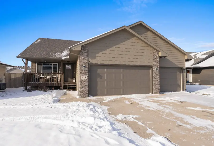 625 N Summit Ave, Tea, SD 57064 - #2