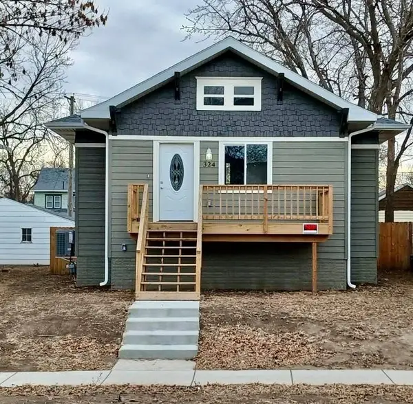 324 N Nesmith Ave, Sioux Falls, SD 57103