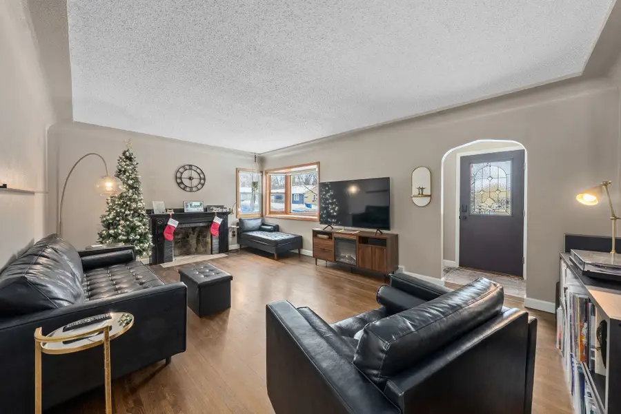 2312 S Phillips Ave, Sioux Falls, SD 57105 - #2