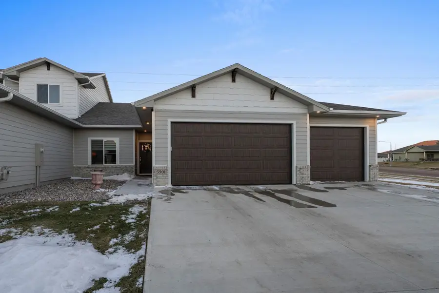 5901 S Spirea Ave, Sioux Falls, SD 57108 - #3