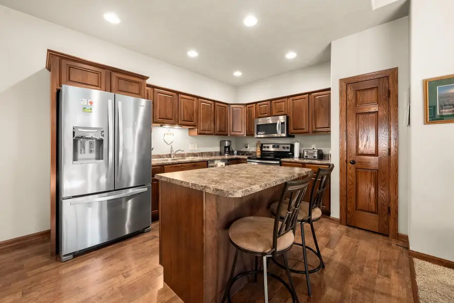 4330 W Shipton St, Sioux Falls, SD 57108 - #2