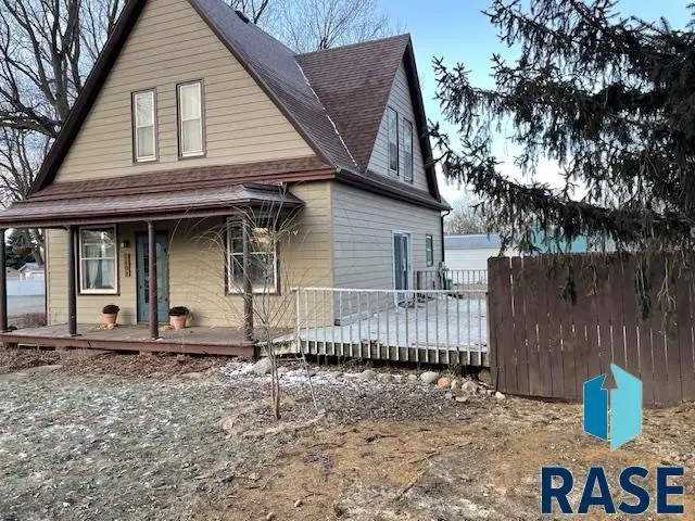 1101 Edgerly St, Larchwood, IA 51241 - #3