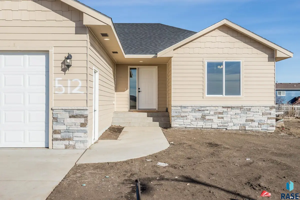 512 Shirley St, Harrisburg, SD 57032 - #1