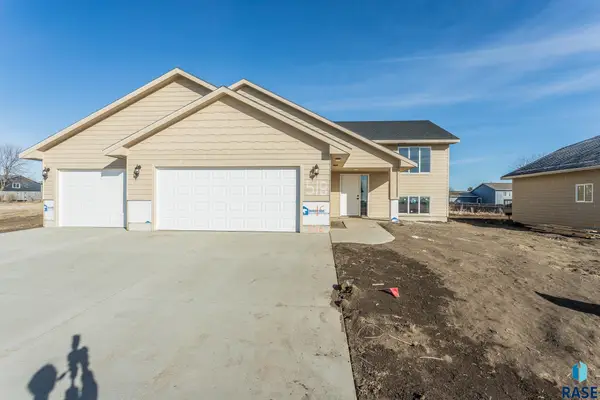 518 Shirley St, Harrisburg, SD 57032