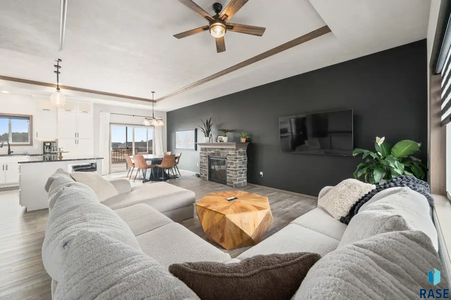 5312 S Chinook Ave, Sioux Falls, SD 57108 - #2