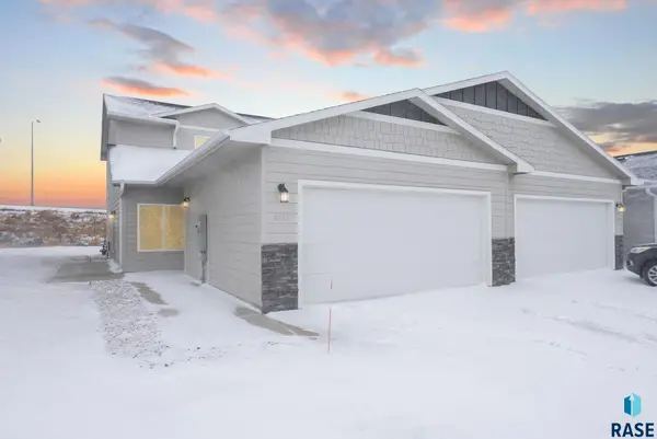 6157 S Alki Pl, Sioux Falls, SD 57108