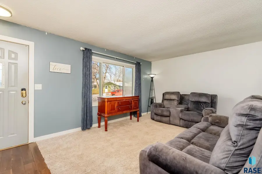 4104 W Mesa Pass, Sioux Falls, SD 57106 - #3