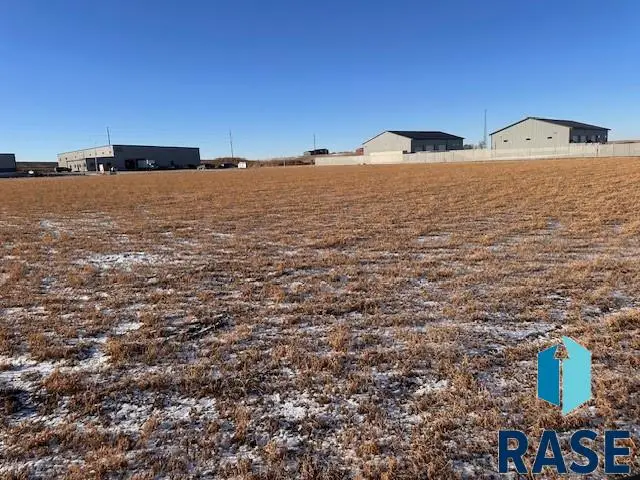1916 N Walnut Ave, Brandon, SD 57005 - #2