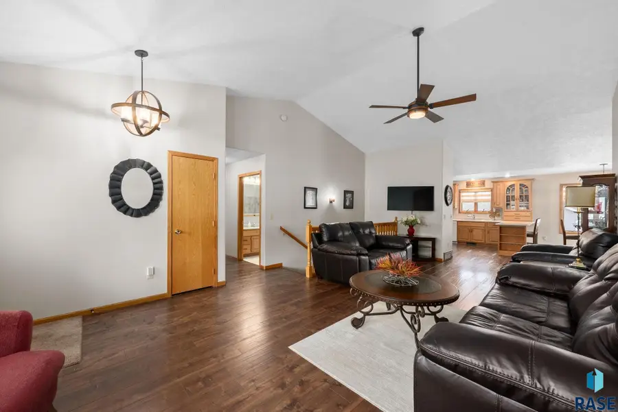 6418 W Hillary Dr, Sioux Falls, SD 57106 - #3