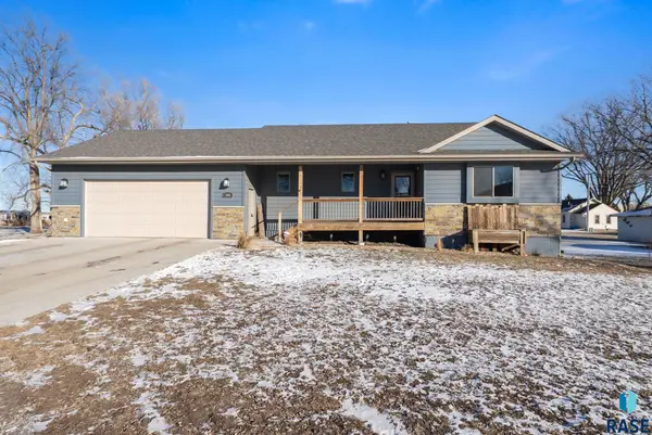 100 S Maple St, Worthing, SD 57077