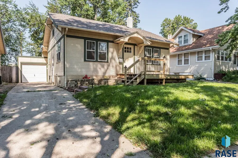 1609 S Norton Ave, Sioux Falls, SD 57105 - #3