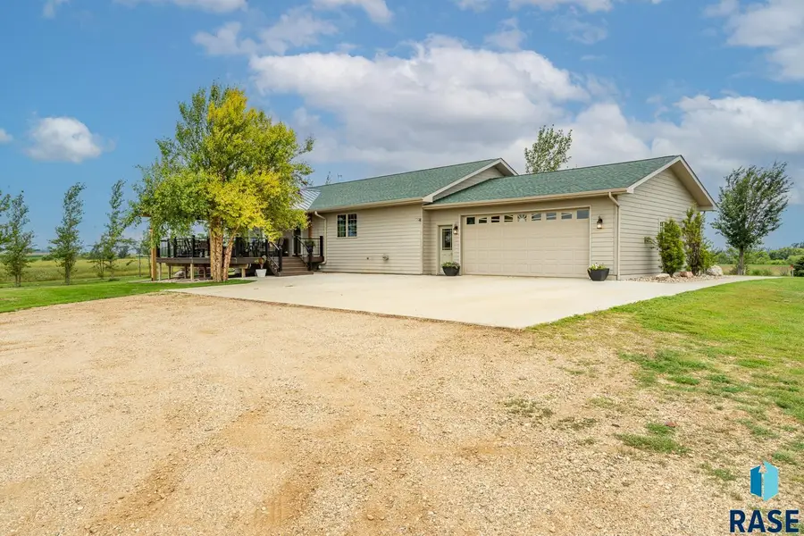 47649 289th St, Canton, SD 57013 - #2