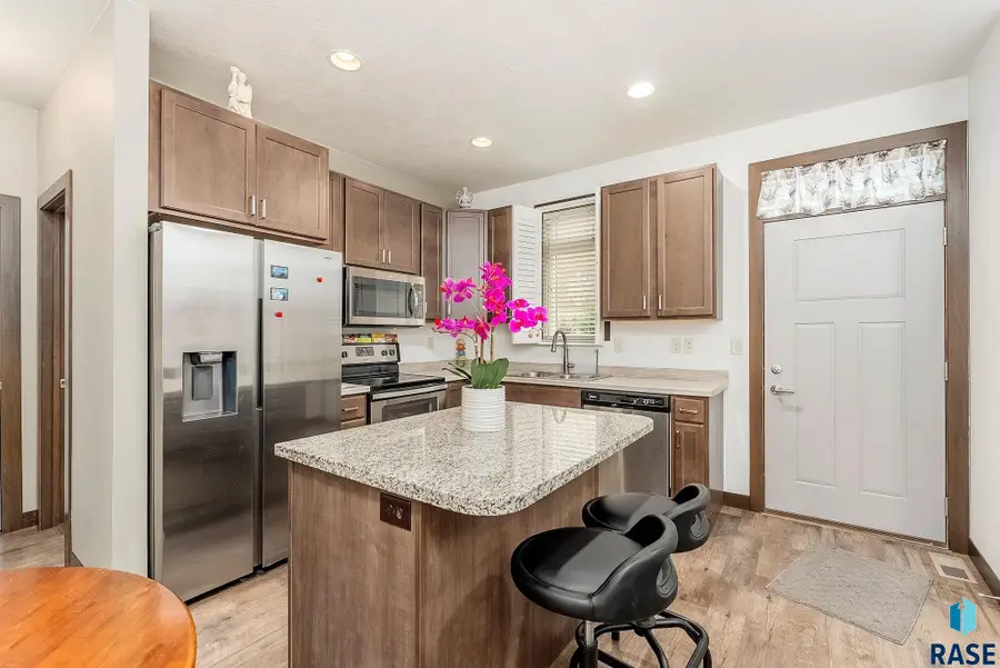 226 E Residence Pl #16, Sioux Falls, SD 57104 - #3