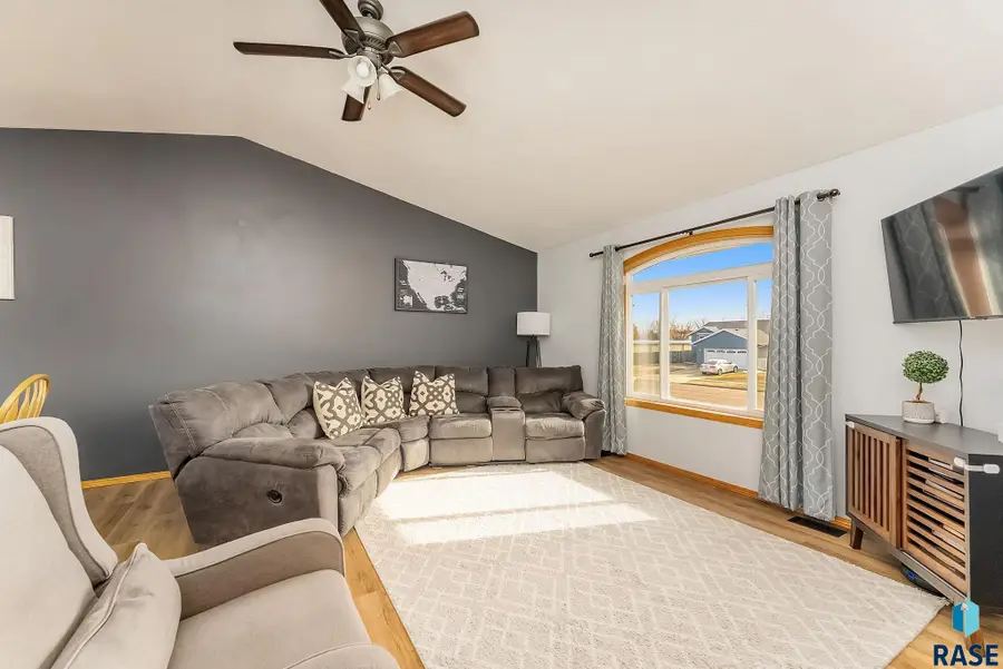 6600 W 67th St, Sioux Falls, SD 57106 - #2