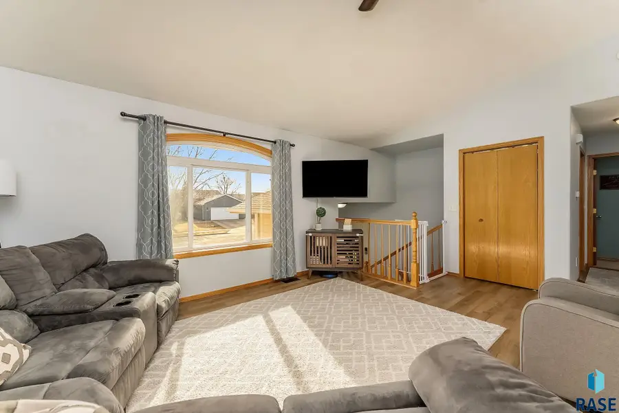 6600 W 67th St, Sioux Falls, SD 57106 - #3