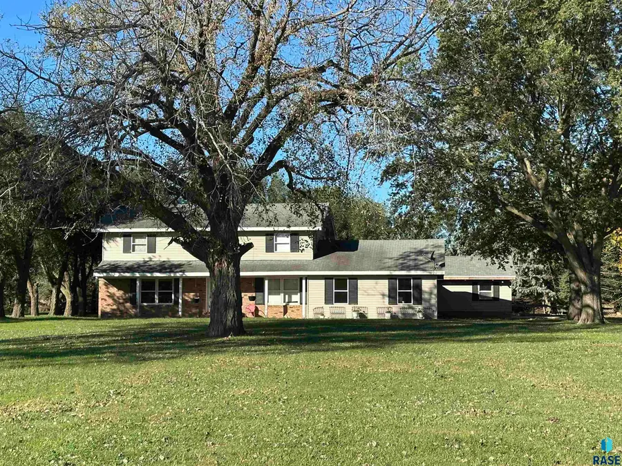 28317 443rd Ave, Freeman, SD 57029 - #2