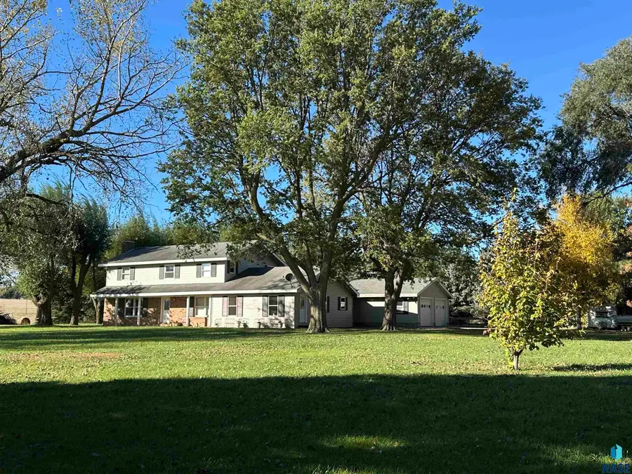 28317 443rd Ave, Freeman, SD 57029 - #3