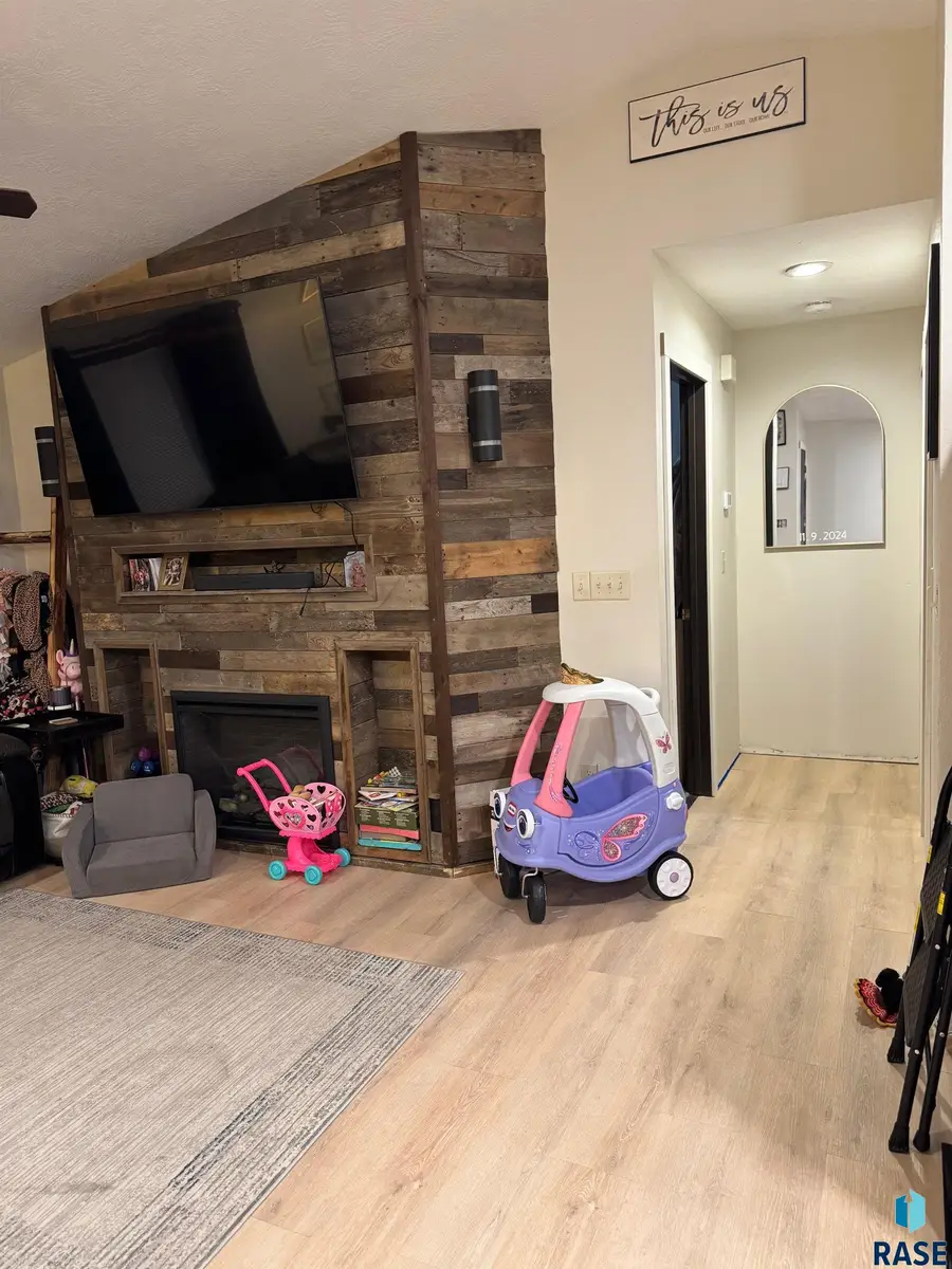 Address Withheld By Seller, Brandon, SD 57005 - #3