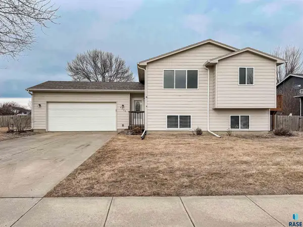 6320 W 66th St, Sioux Falls, SD 57106