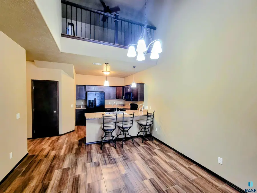 2905 E Indigo Pl, Sioux Falls, SD 57108 - #3