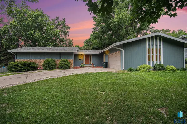 201 W Elm St, Luverne, MN 56156