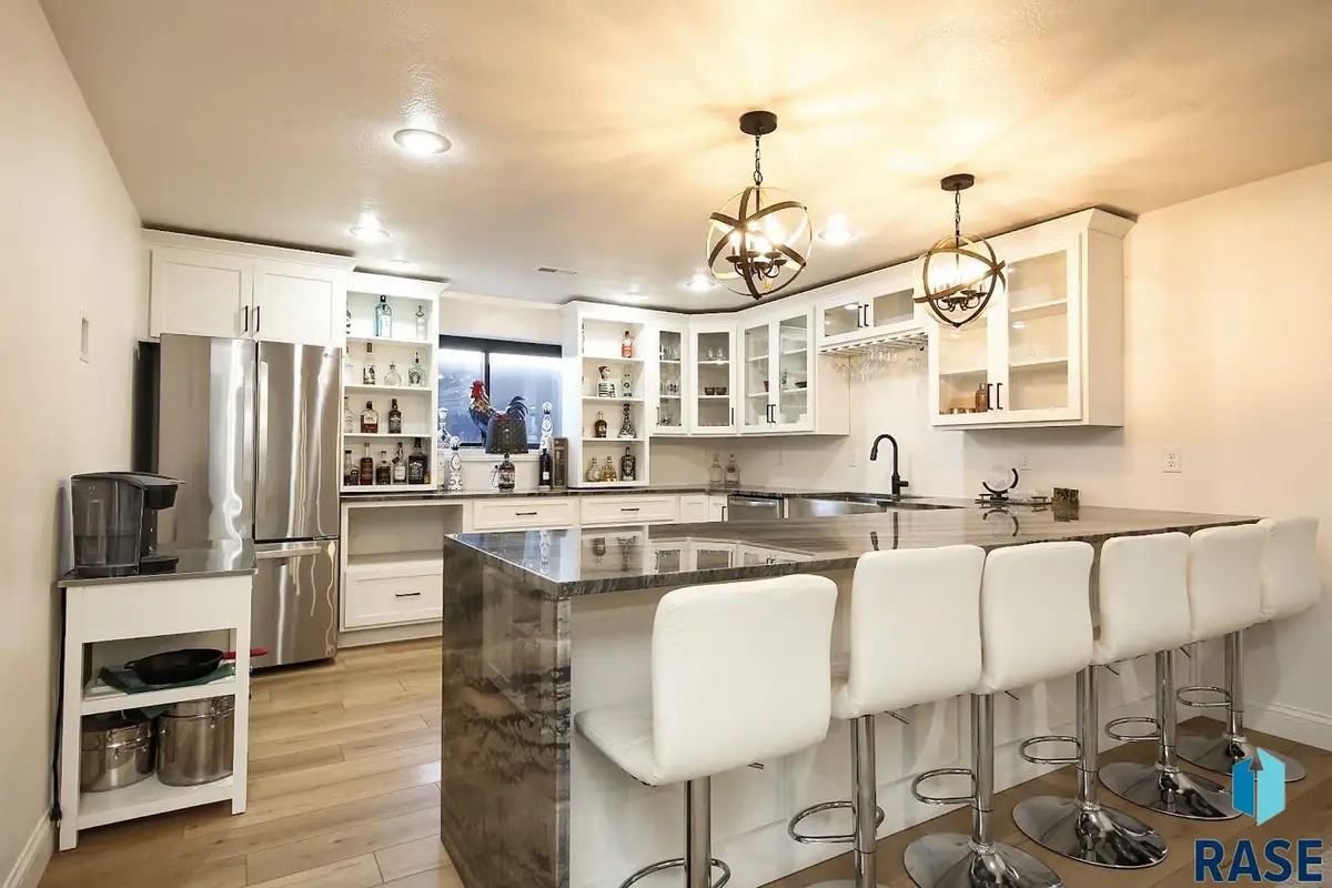 409 N Piper Dr, Sioux Falls, SD 57110 - #1