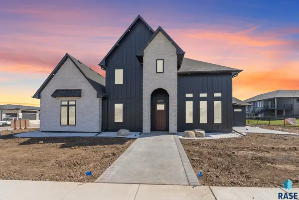 2300 S Meadowview Ave, Sioux Falls, SD 57110