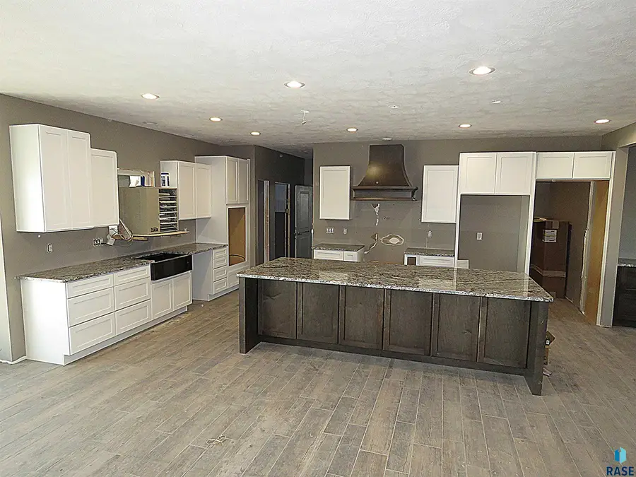 27240 S Noble Cir, Tea, SD 57064 - #2