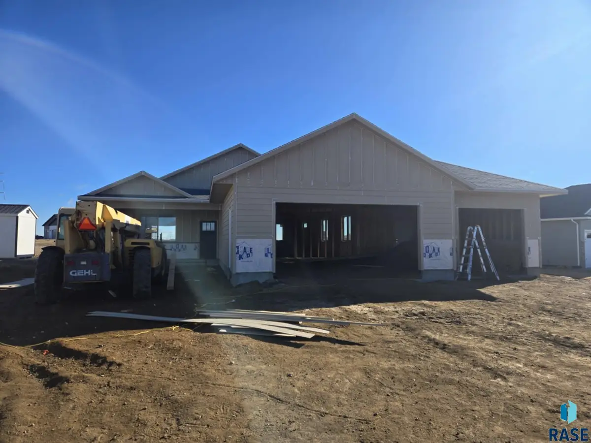 1108 N Slate Ave, Brandon, SD 57005 - #1