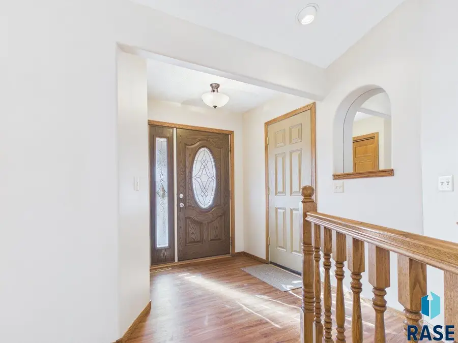 200 S Sunset Dr, Brandon, SD 57005 - #3