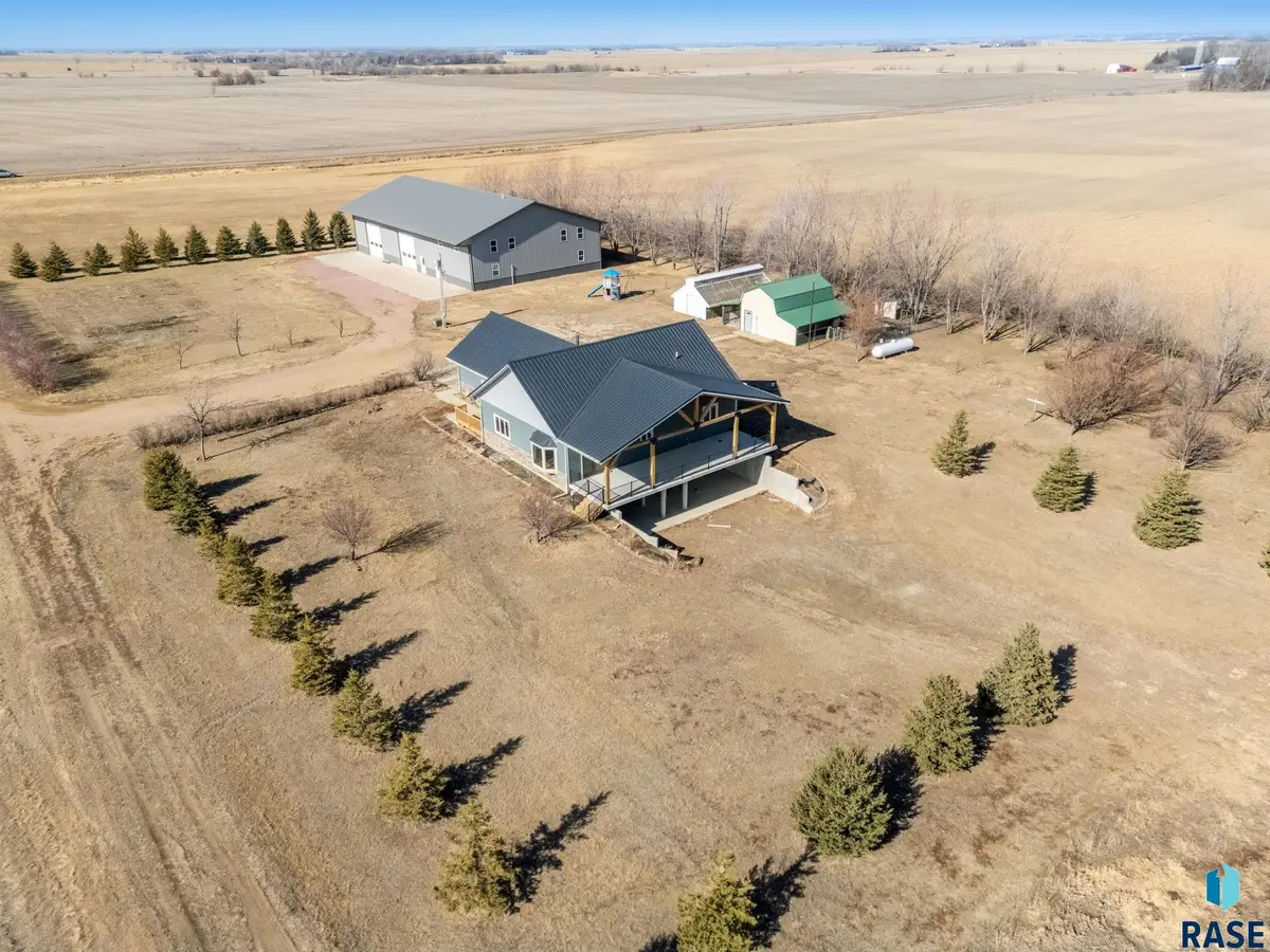 28950 476 Th Ave, Canton, SD 57013 - #1