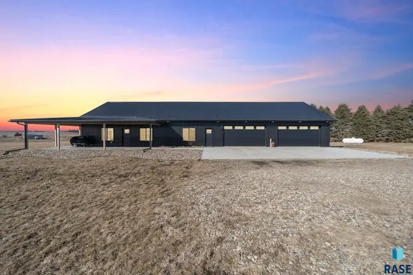 24987 479th Ave, Garretson, SD 57030