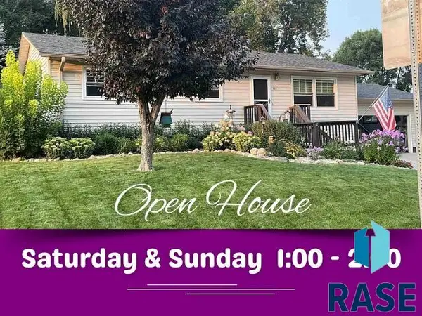 105 E 6th St, Crooks, SD 57020