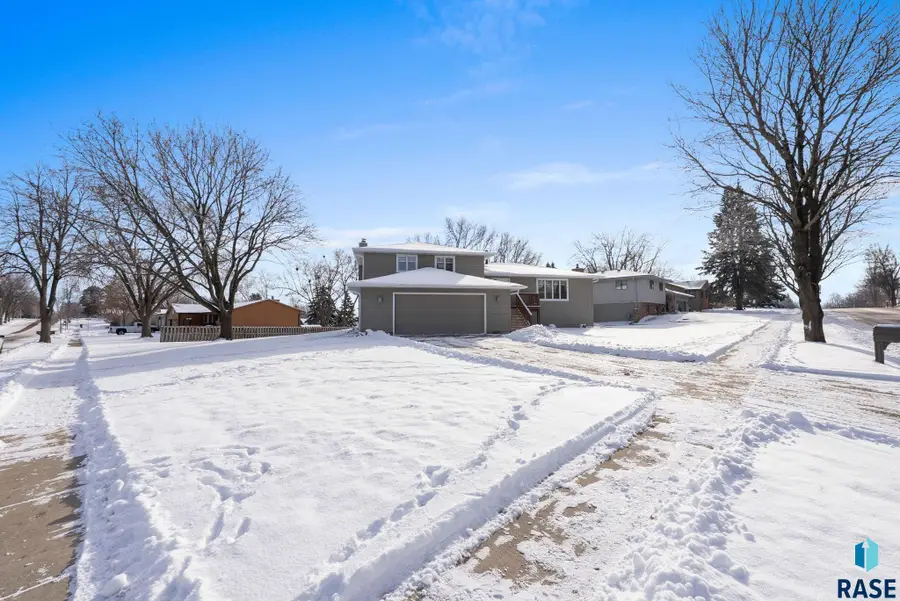 4500 S Tomar Rd, Sioux Falls, SD 57105 - #2