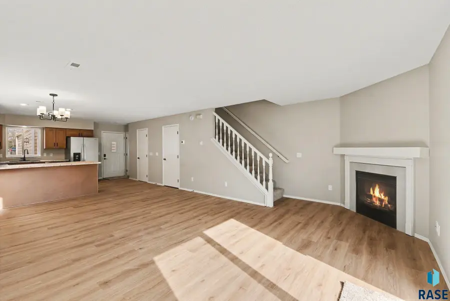 1805 S Sertoma Ave #106, Sioux Falls, SD 57106 - #3