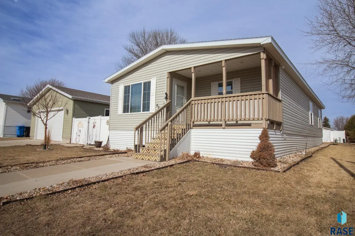 6208 W Misty Glen Pl, Sioux Falls, SD 57106 - #1