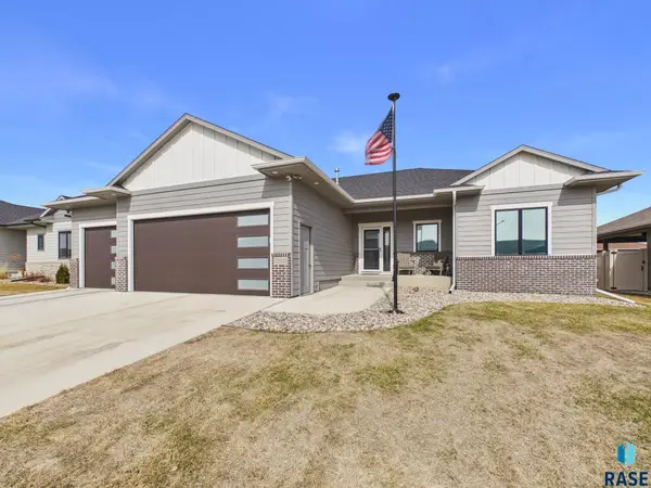 5408 E 64th St, Sioux Falls, SD 57108