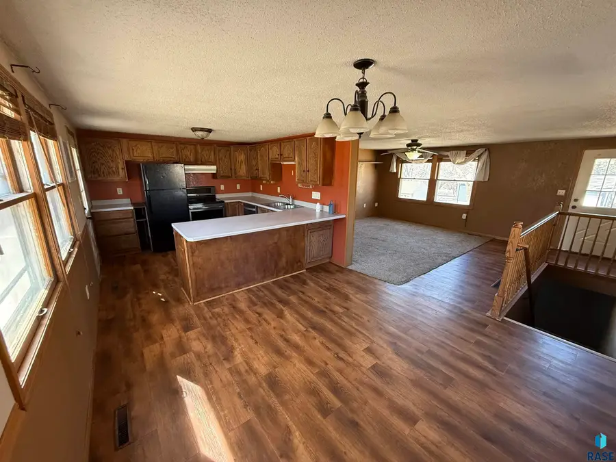 1300 S Point Dr, Sioux Falls, SD 57103 - #3