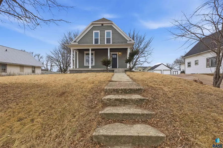 203 S Sherman Ave, Colton, SD 57018 - #2