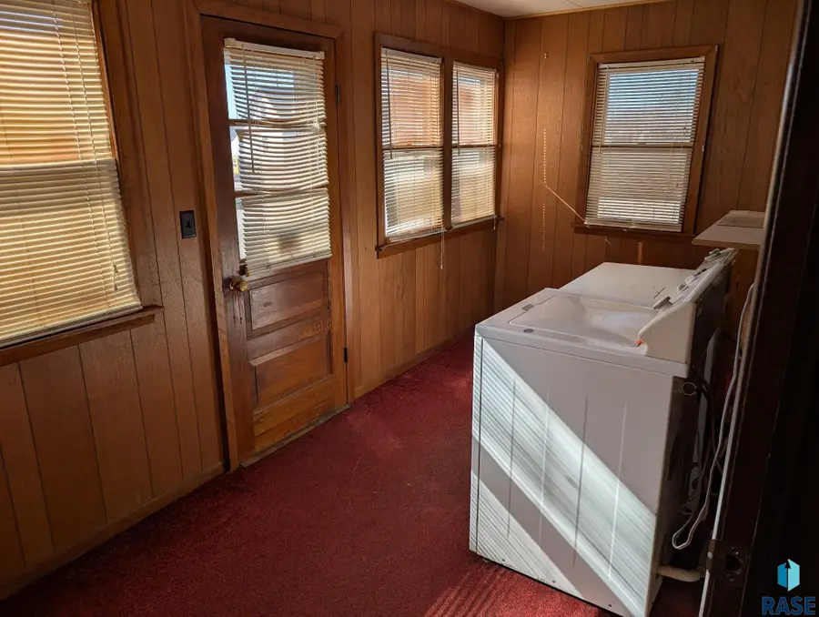 704 W 5th St, Canton, SD 57013 - #2