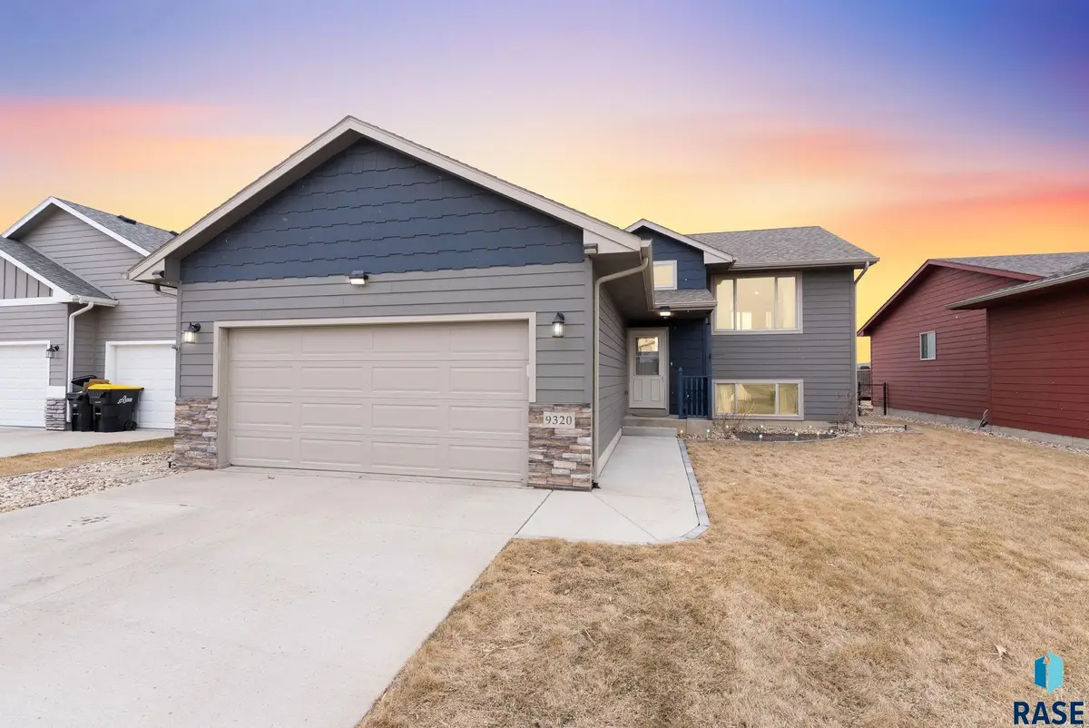 9320 W Colton St, Sioux Falls, SD 57106 - #1