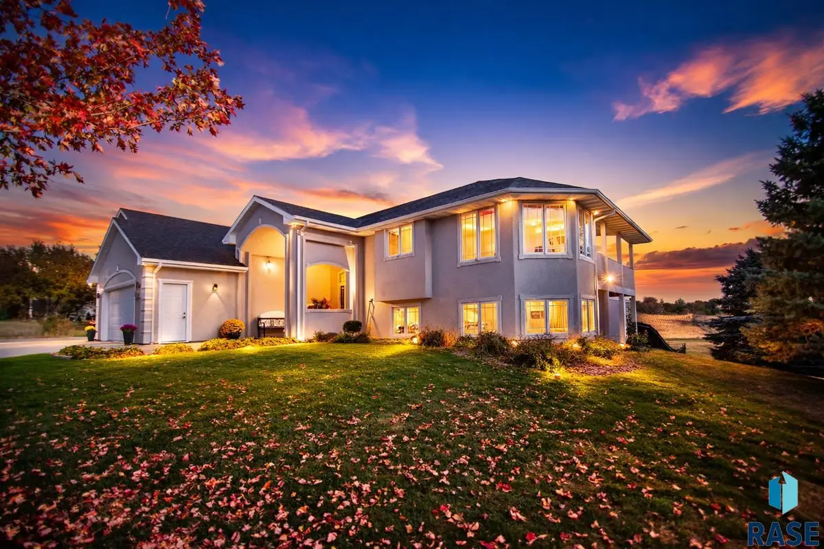 47869 Chateau Ct, Harrisburg, SD 57032 - #1